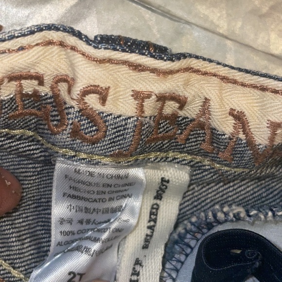 GUESS LITTLE GIRLS JEANS WITH CUTEST BACK POCKETS…ELASTIC ADJUSTABLE WAISTLINE - Picture 11 of 13